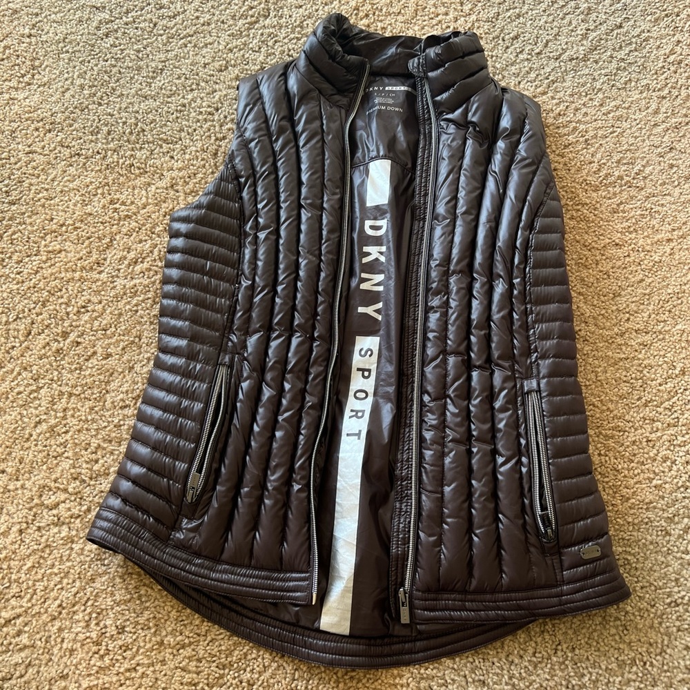 DKNY Sport Womens Puffer Vest - Small